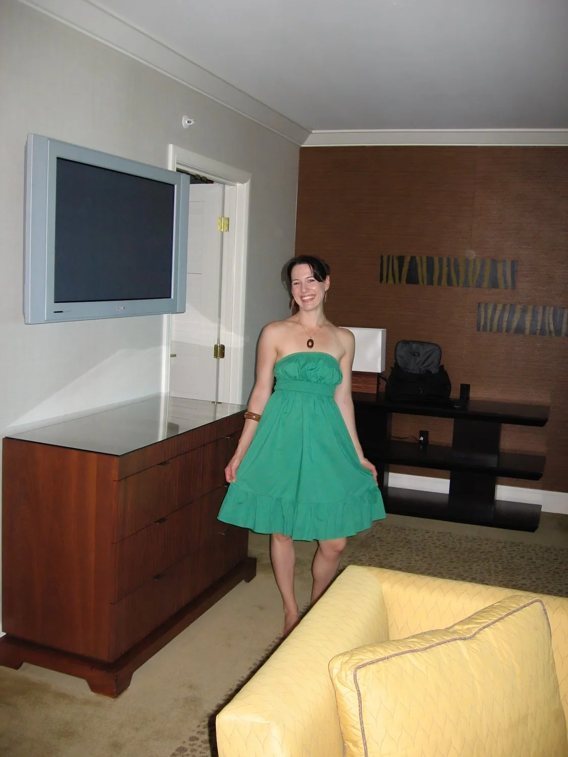 Inspected slut wife fucks college boys she met at the pool in Vegas (please REPOST) image 9