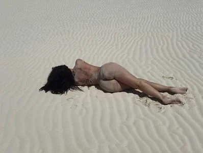 Kylie Jenner image 15
