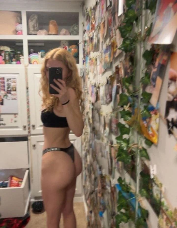 petite white girl image 3