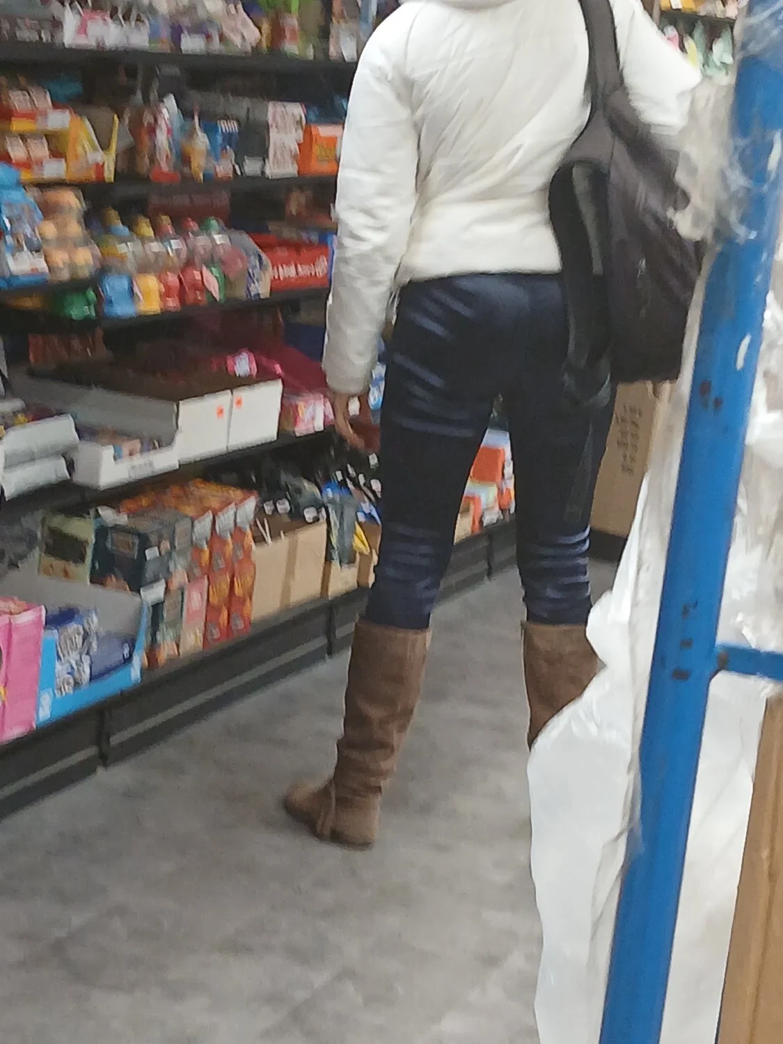 Sexy Ukrainian slim thick ass❤️❤️ image 2