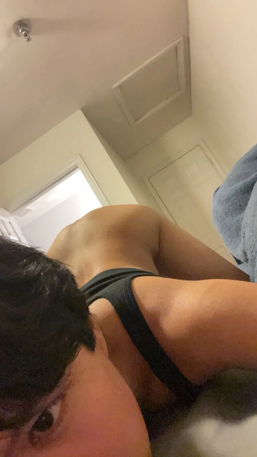 Filipina ladyboy let’s me fuck his ass image 10