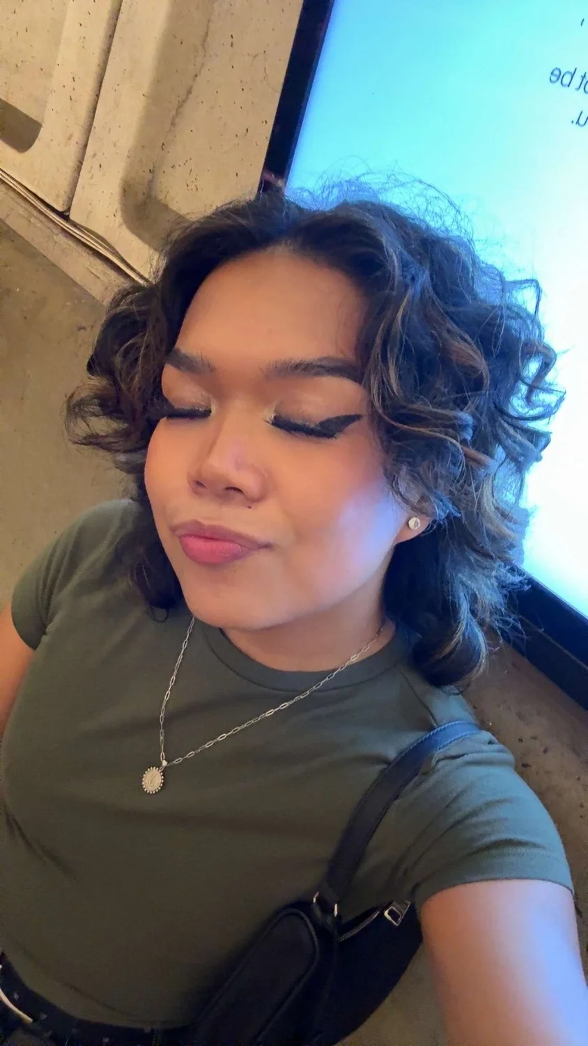 Filipina ladyboy let’s me fuck his ass image 11