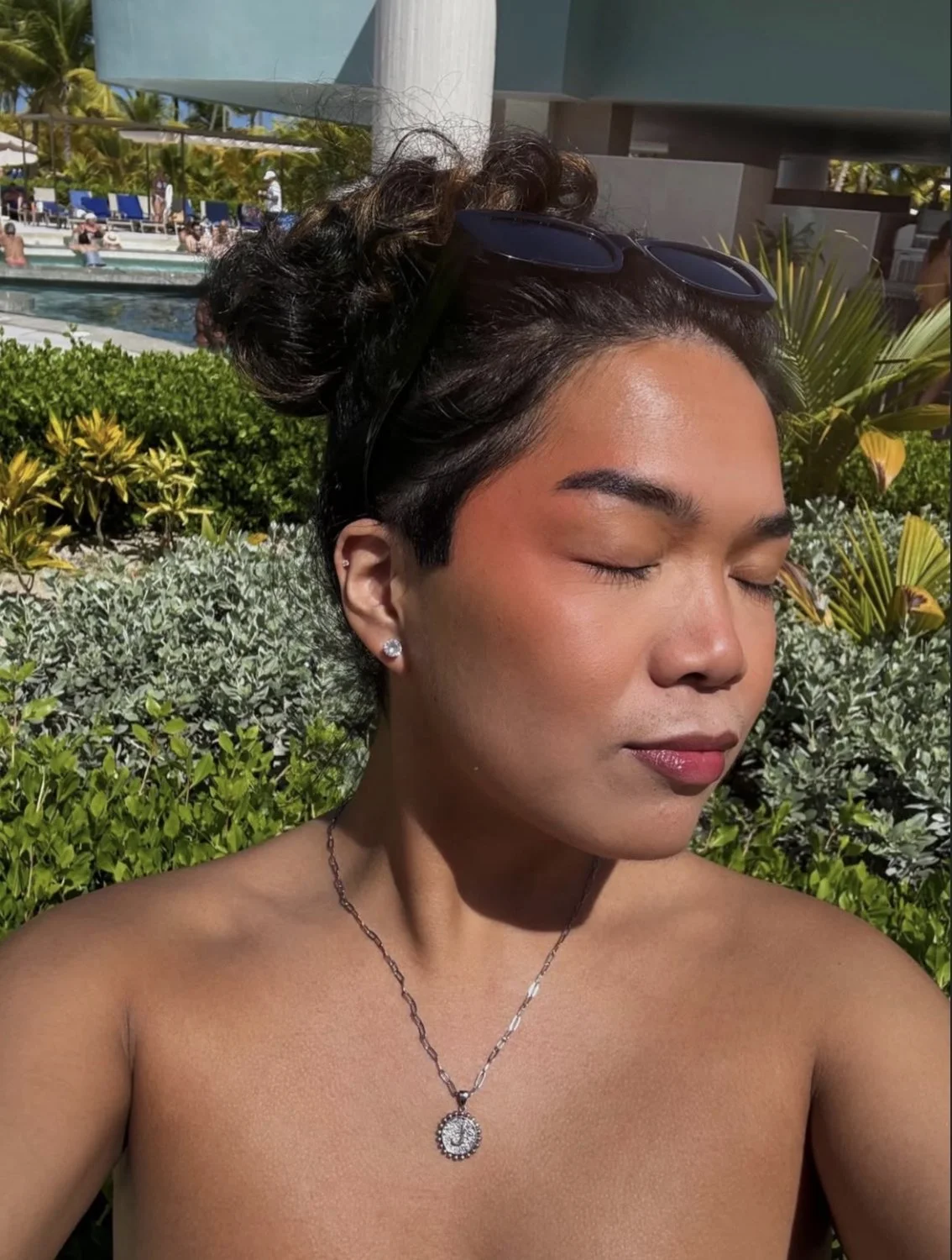 Filipina ladyboy let’s me fuck his ass image 4