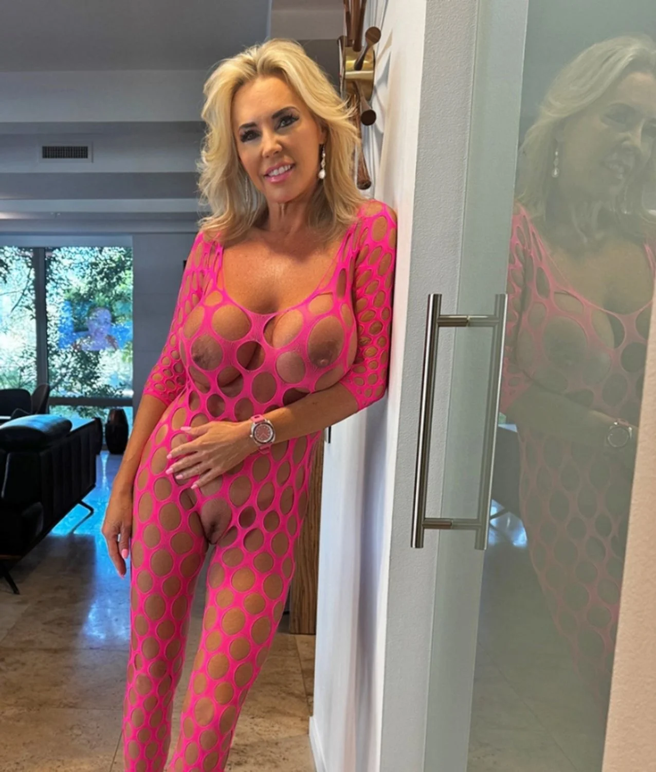 Hot sexy Teacher 43 and her daughter image 12