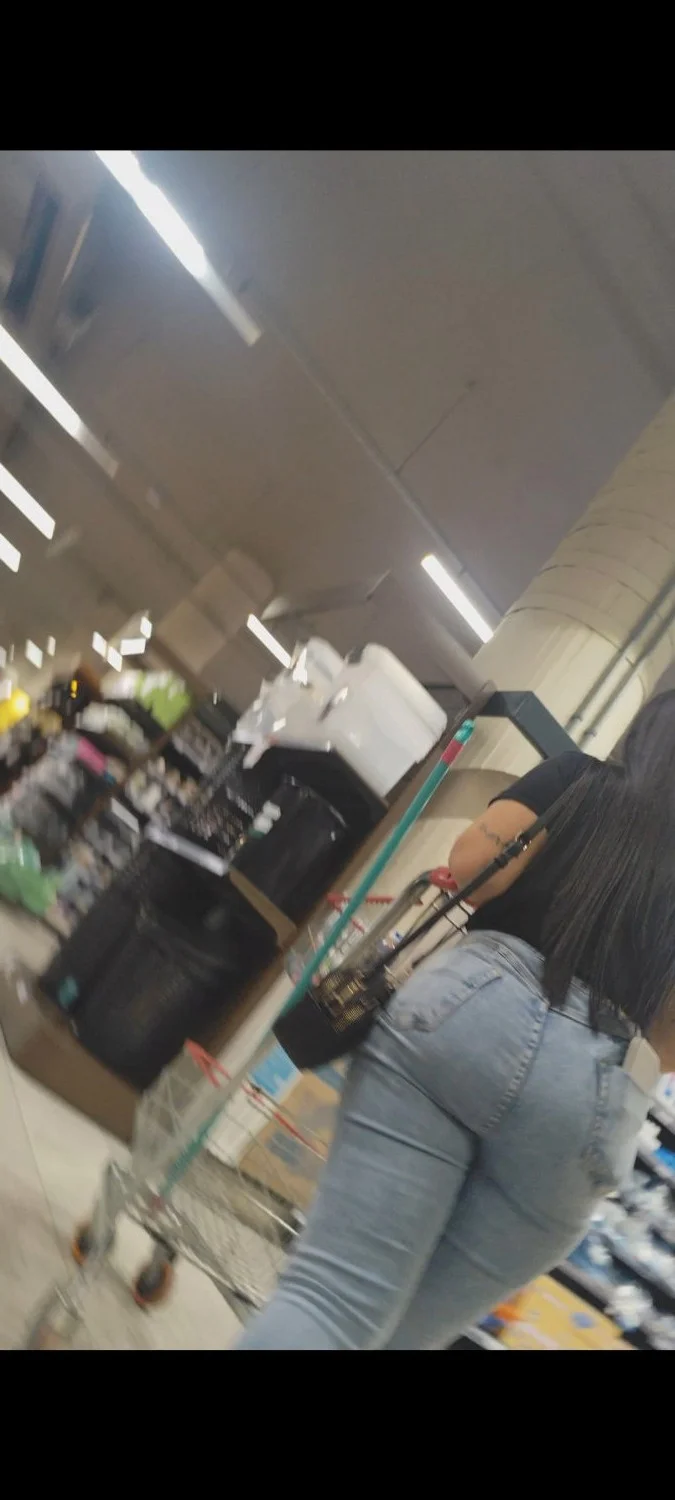 Ass in public 15 main image