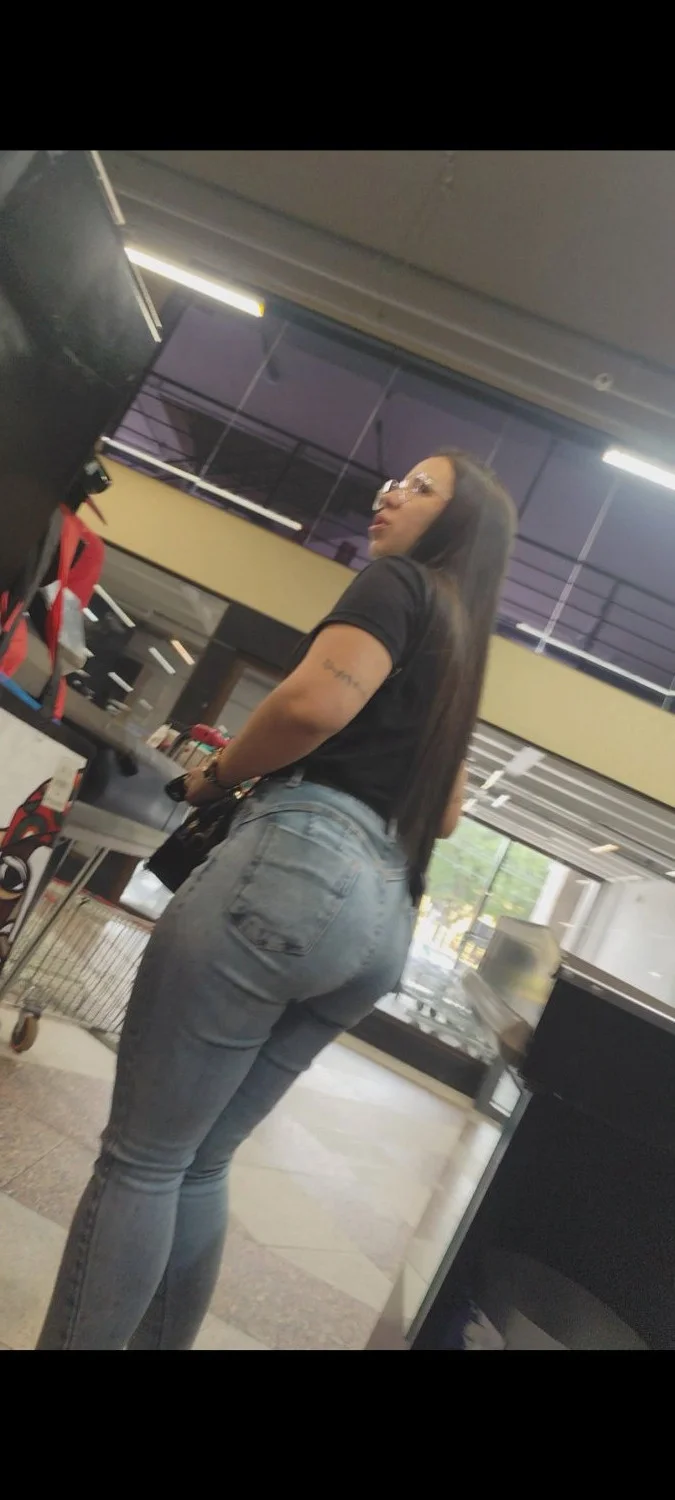 Ass in public 15 image 14