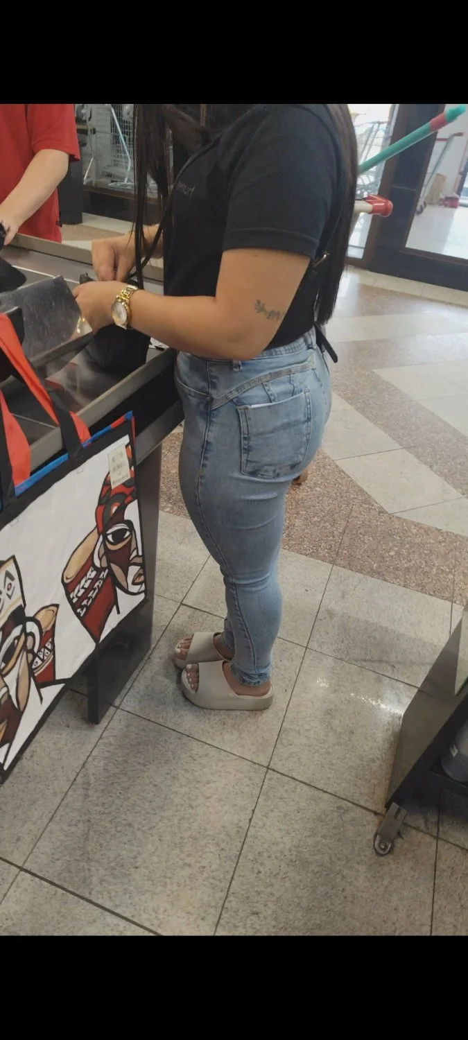 Ass in public 15 image 18
