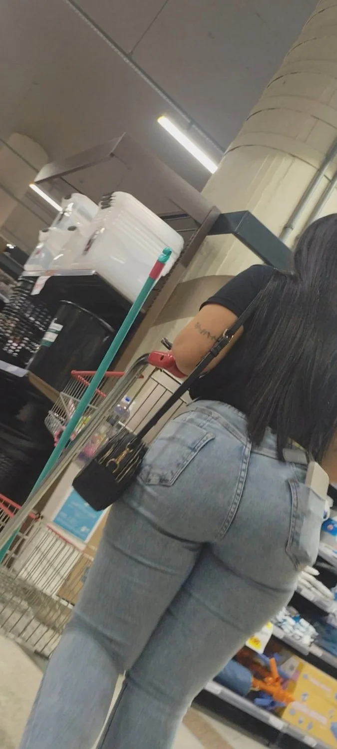 Ass in public 15 image 24