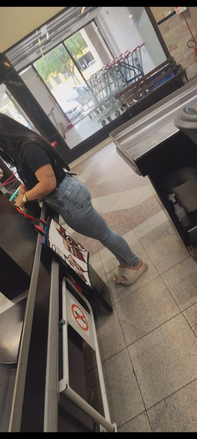 Ass in public 15 image 29