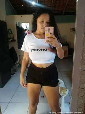 Le chuparias las tetas a esta putipobre tetona? Maria edielma image 13
