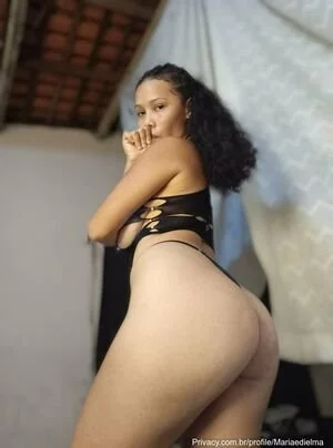 Le chuparias las tetas a esta putipobre tetona? Maria edielma image 14