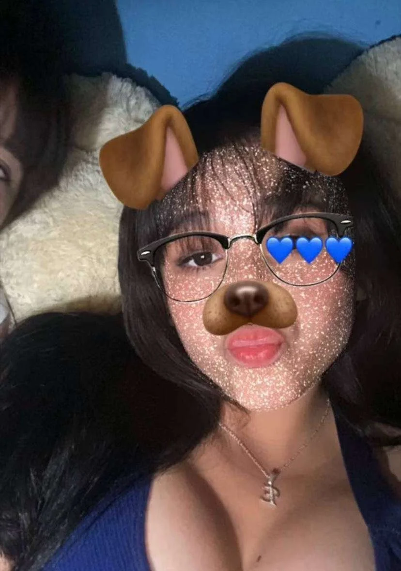 Slut gf of a Discord cuck image 3
