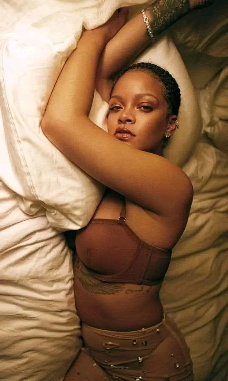 Rihanna image 20