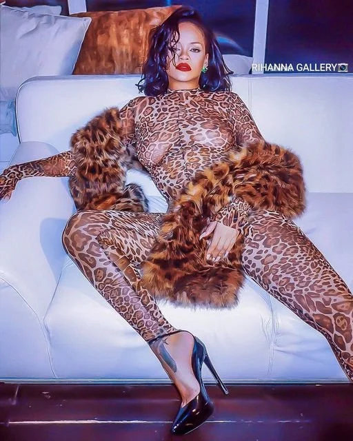 Rihanna image 21