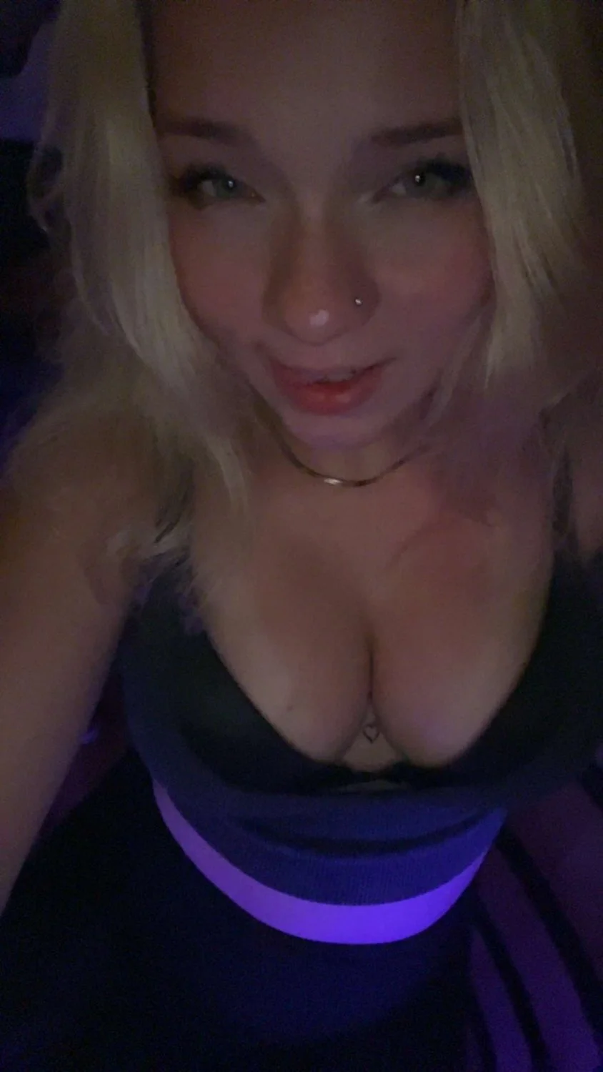 Teen slut image 2