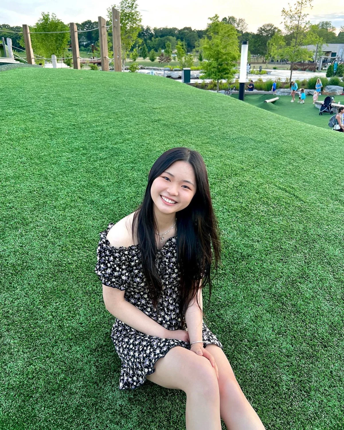 Sexy petite asian college teen Emily image 3