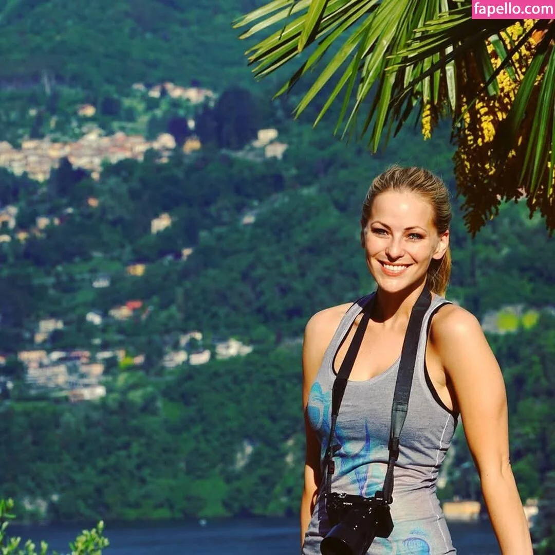 Former beauty queen image 21