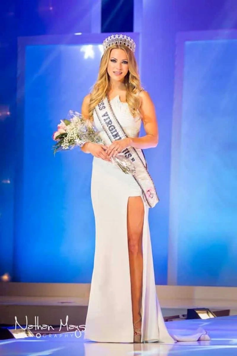 Former beauty queen image 3