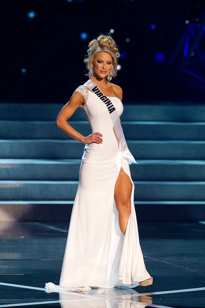 Former beauty queen image 30
