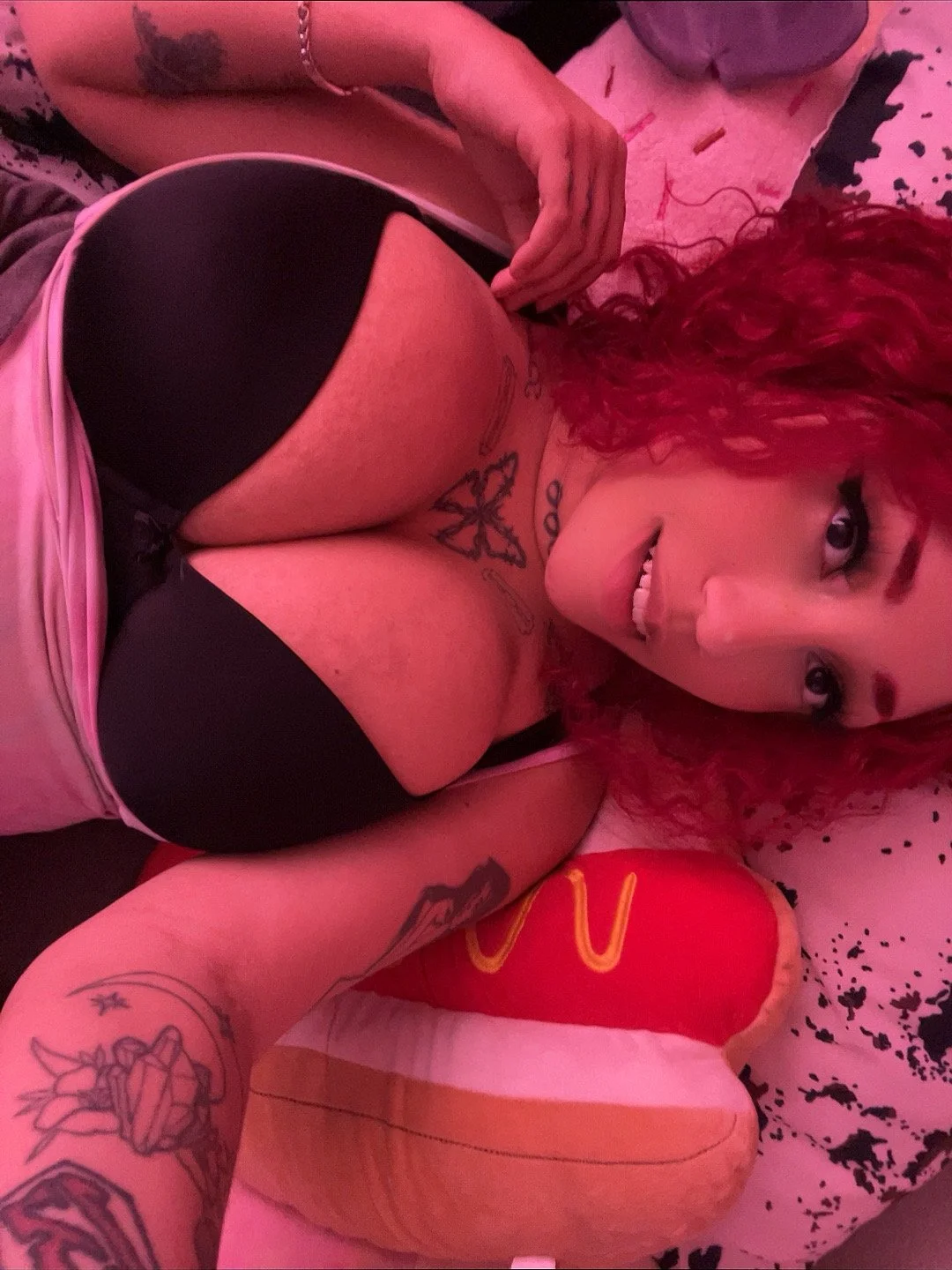Do I live up to being a true goth slut? main image