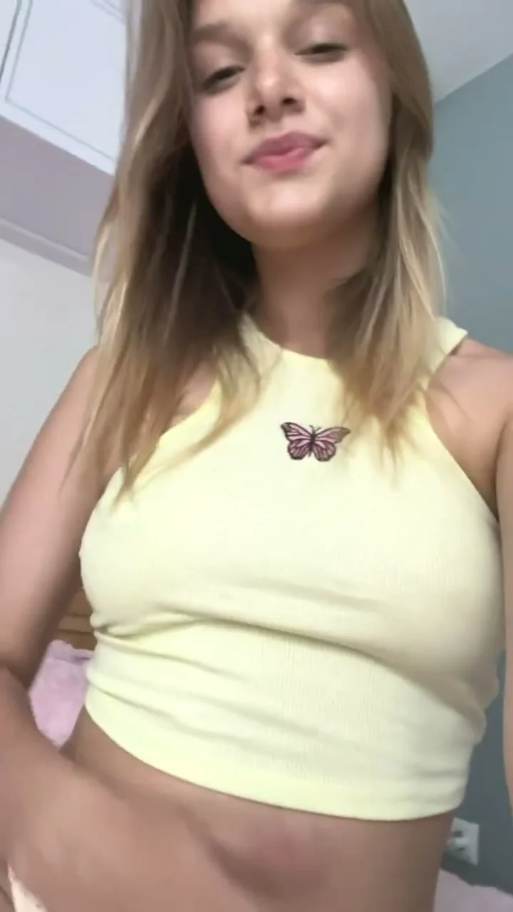 🔞 hot small tits nude slut moaning dripping 😈💦 See OF image 4