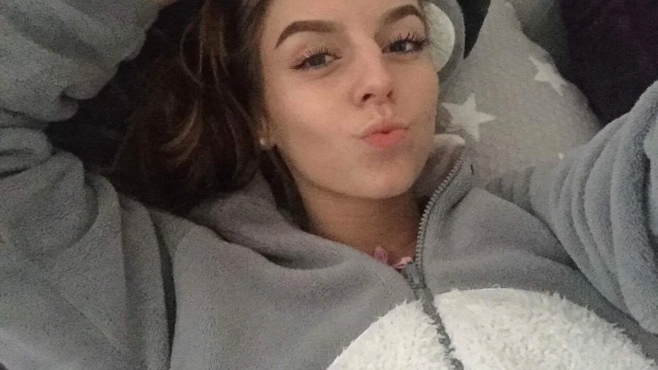 gym slut went wild image 2