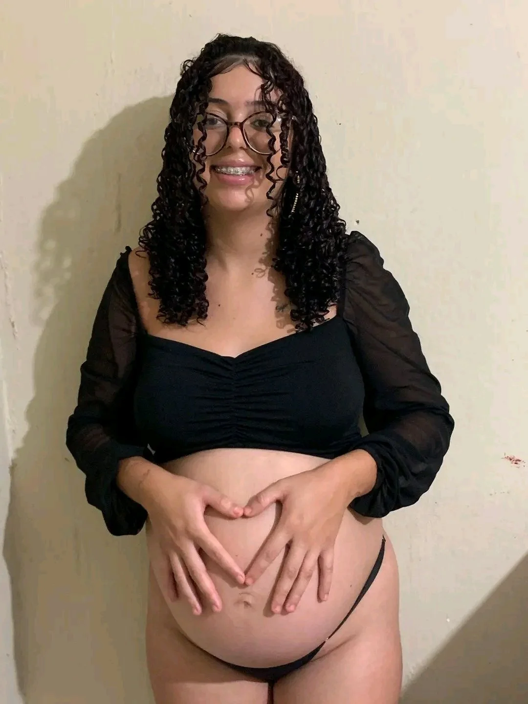 Esposinha grávida. O que acham dela? image 2
