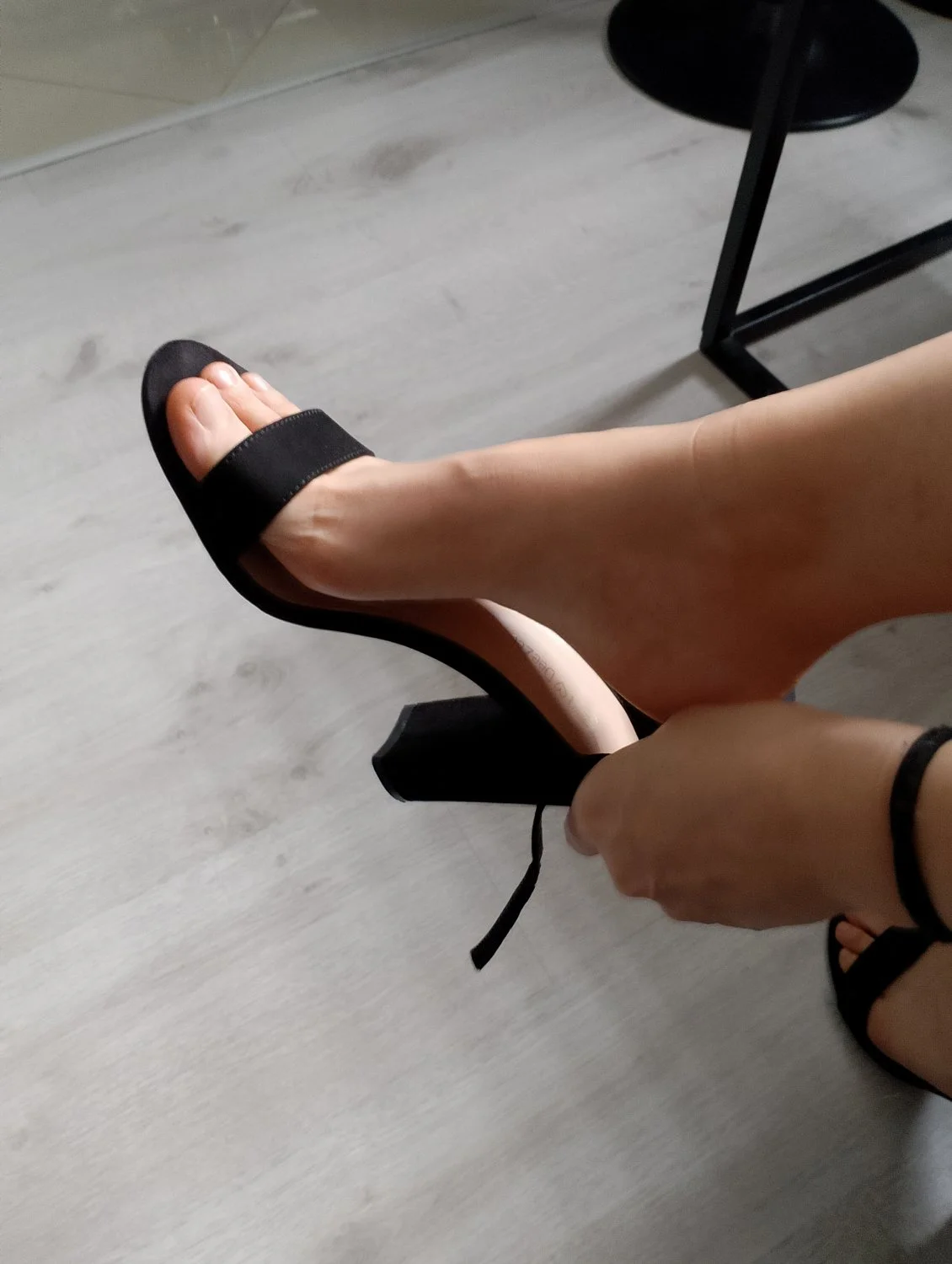GF heels photoshoot image 3