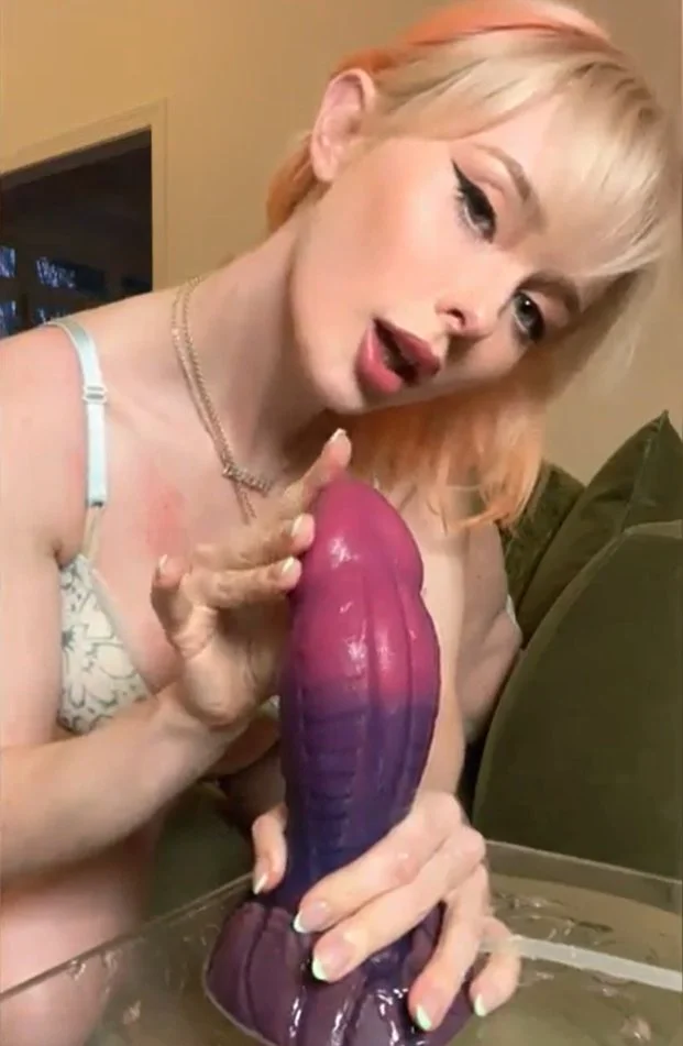 Bad Dragon Handjob main image