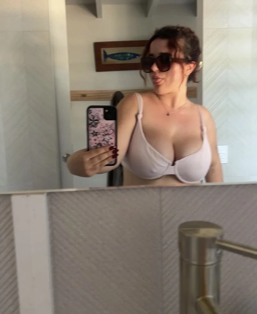 Huge Milkers Yoshi image 5