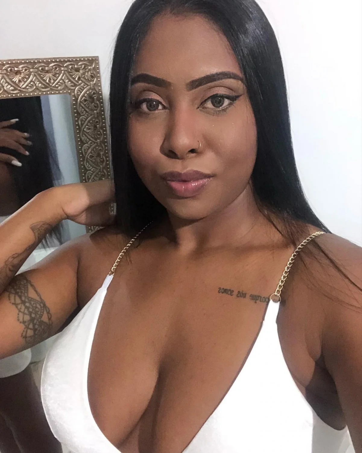 Morena gostosa rebolando muito image 9