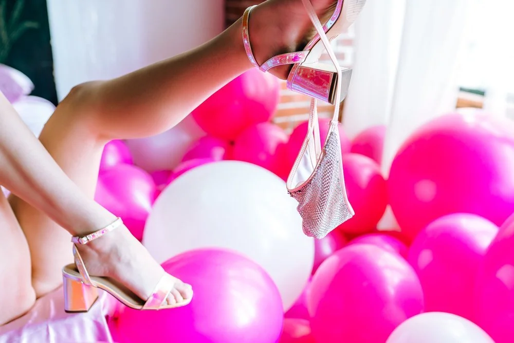 Pink balloon’s boudoir image 9