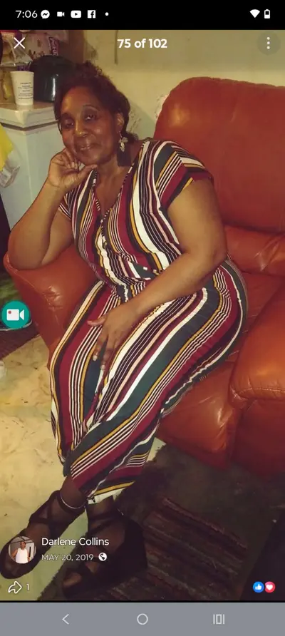 Thick ass stranger granny spreading ass cheeks to the Dick flash... cover image