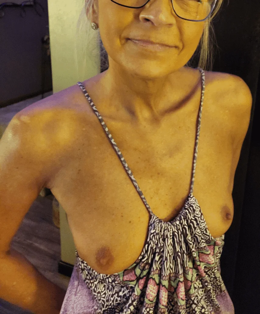 Hot gilf i met image 4