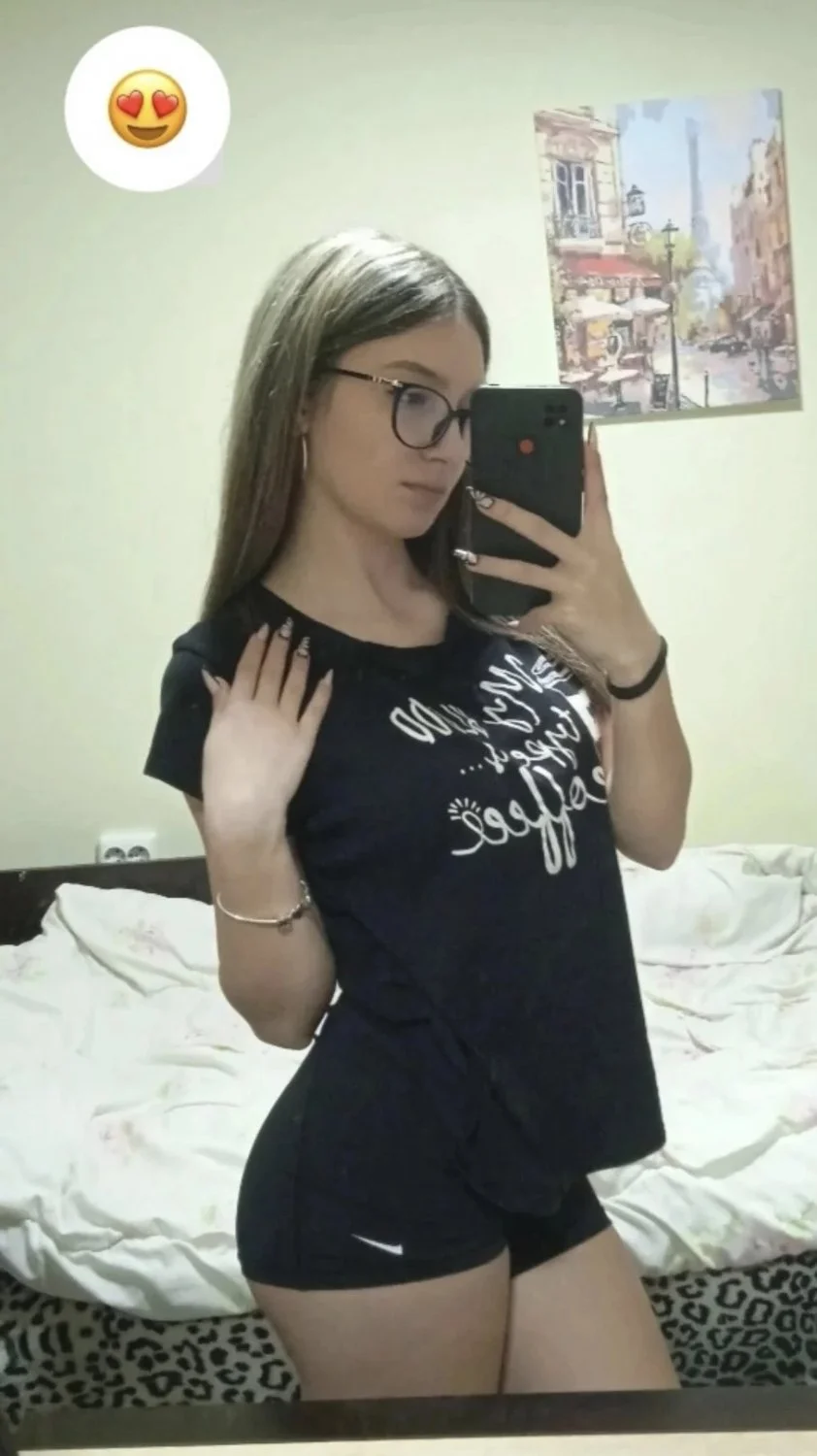 Simona velikova image 6