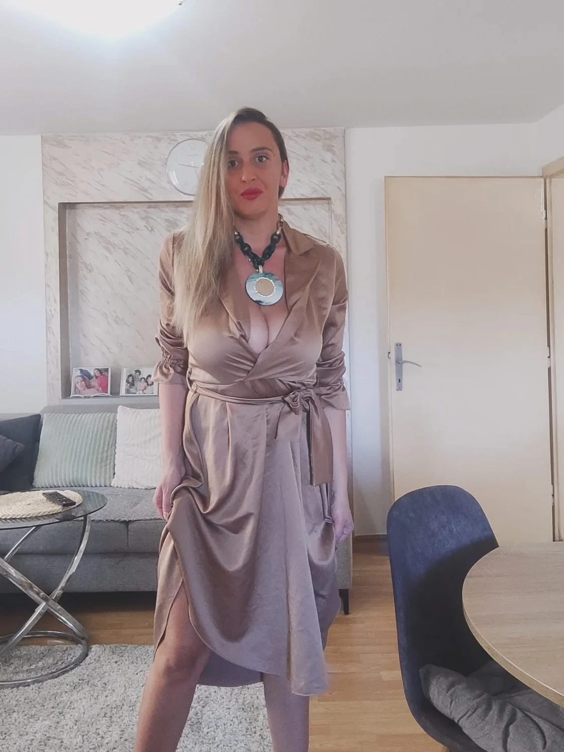 exposing sister, mom of 2 image 10