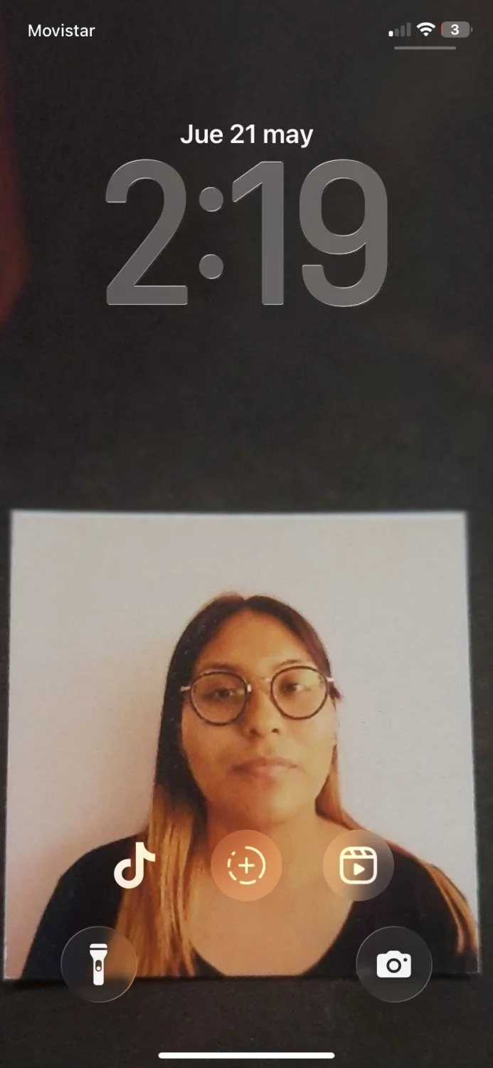 #2- Muchos hombres usan a mi novia como fondo de pantalla image 14