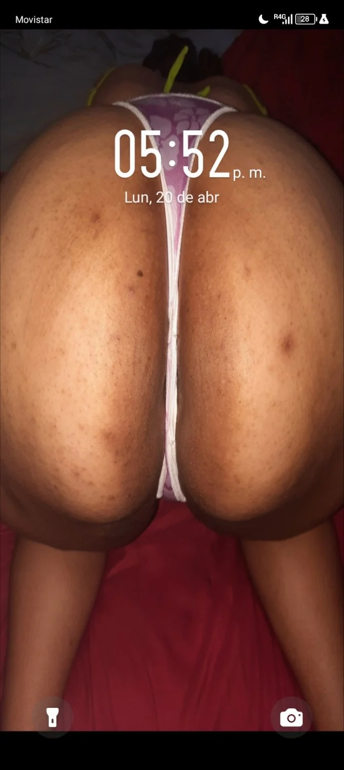 #2- Muchos hombres usan a mi novia como fondo de pantalla image 25