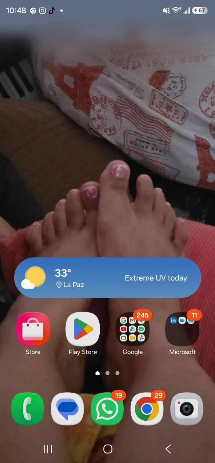 #2- Muchos hombres usan a mi novia como fondo de pantalla image 40