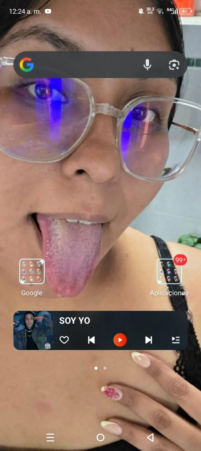 #2- Muchos hombres usan a mi novia como fondo de pantalla image 9
