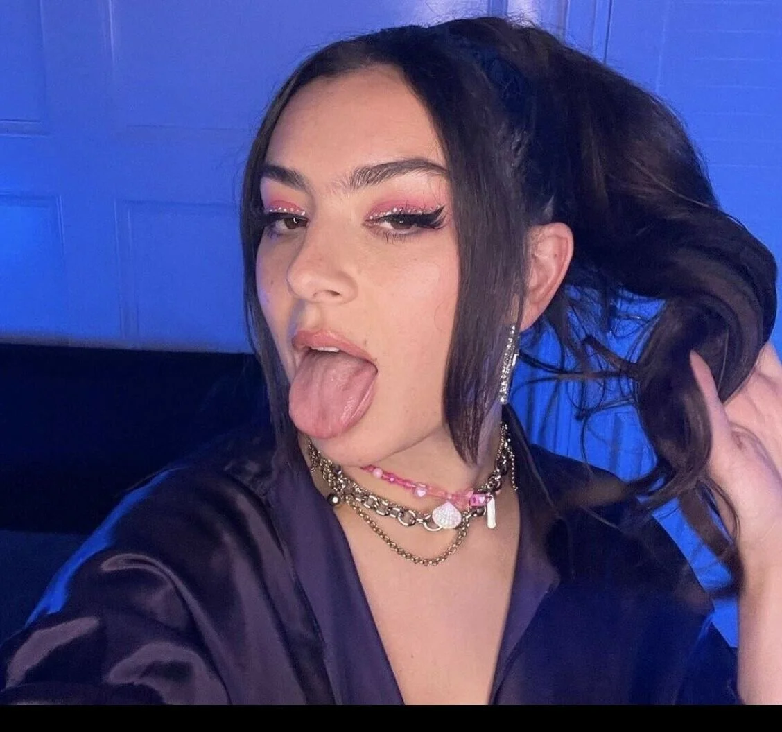 Charli xcx Big Luscious Tits & Hot Juicy Ass Makes Me Throb 🥵HowI'dLoveToTittyFuck TheShitOutOfHer image 50