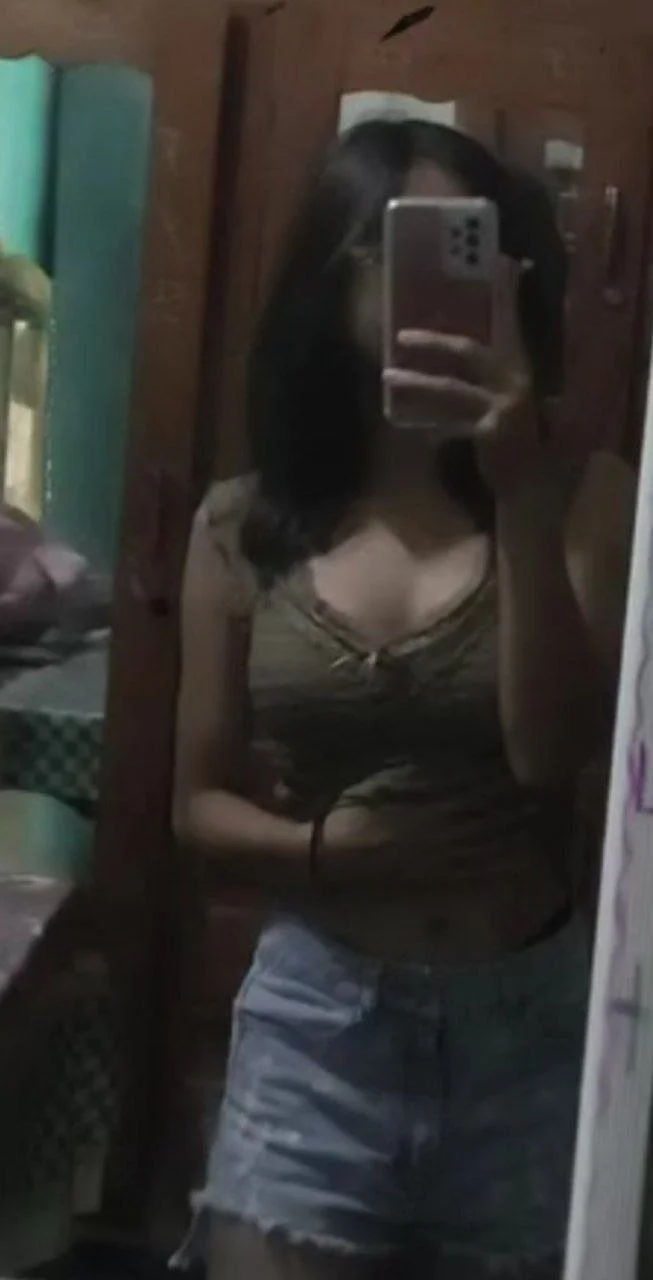 Putita flaca image 11