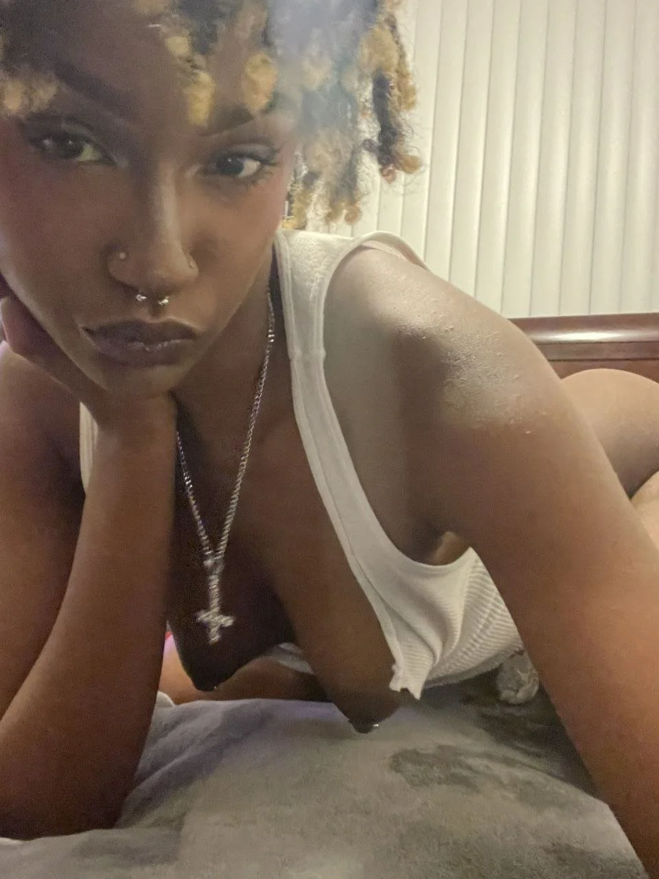 Ebony Queens image 6