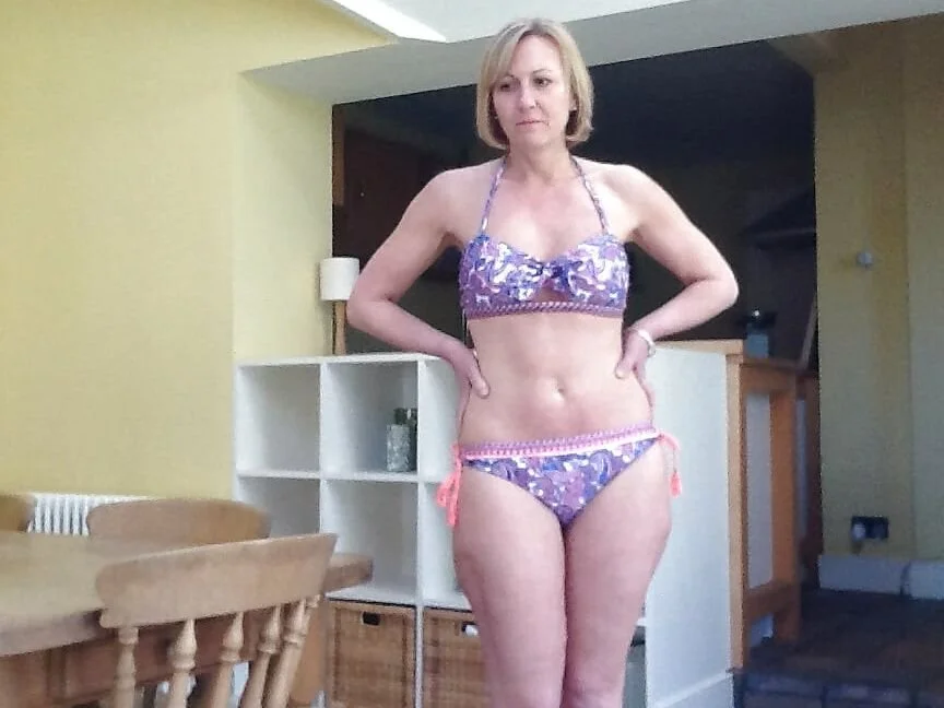 Hot blonde UK MILF image 3