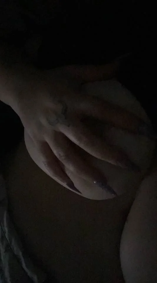 Exposed white girl slut,Hit me up on kik Danbzzz to be exposed or need a dom image 4