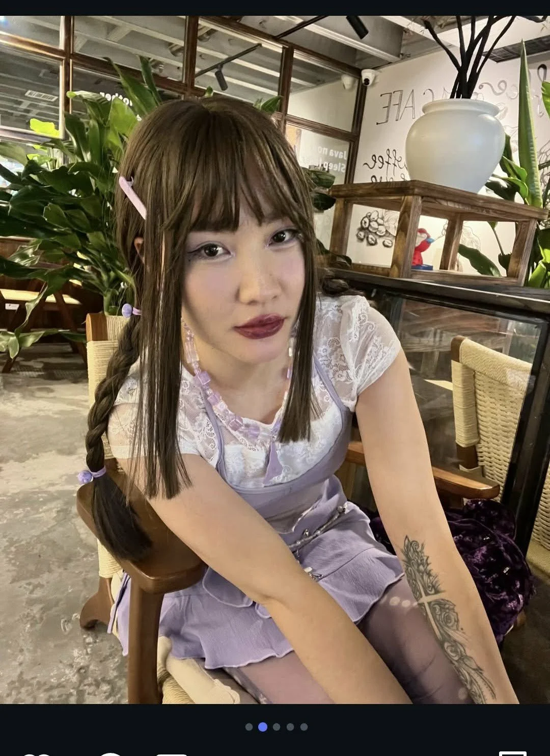 Chinklet ABG loves showing off to white men image 17
