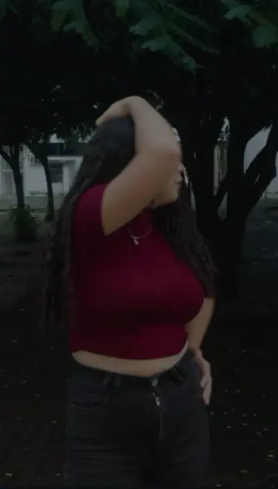Minha amiga peituda cover image