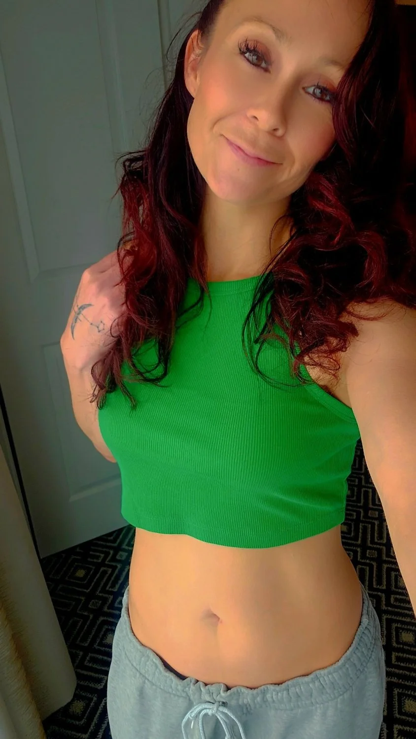 Sexy mom main image