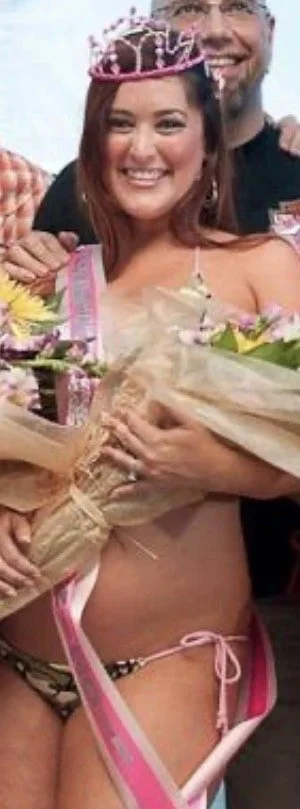 Looks like Mandy left her Playmate & spring break party years to finally settle down image 10