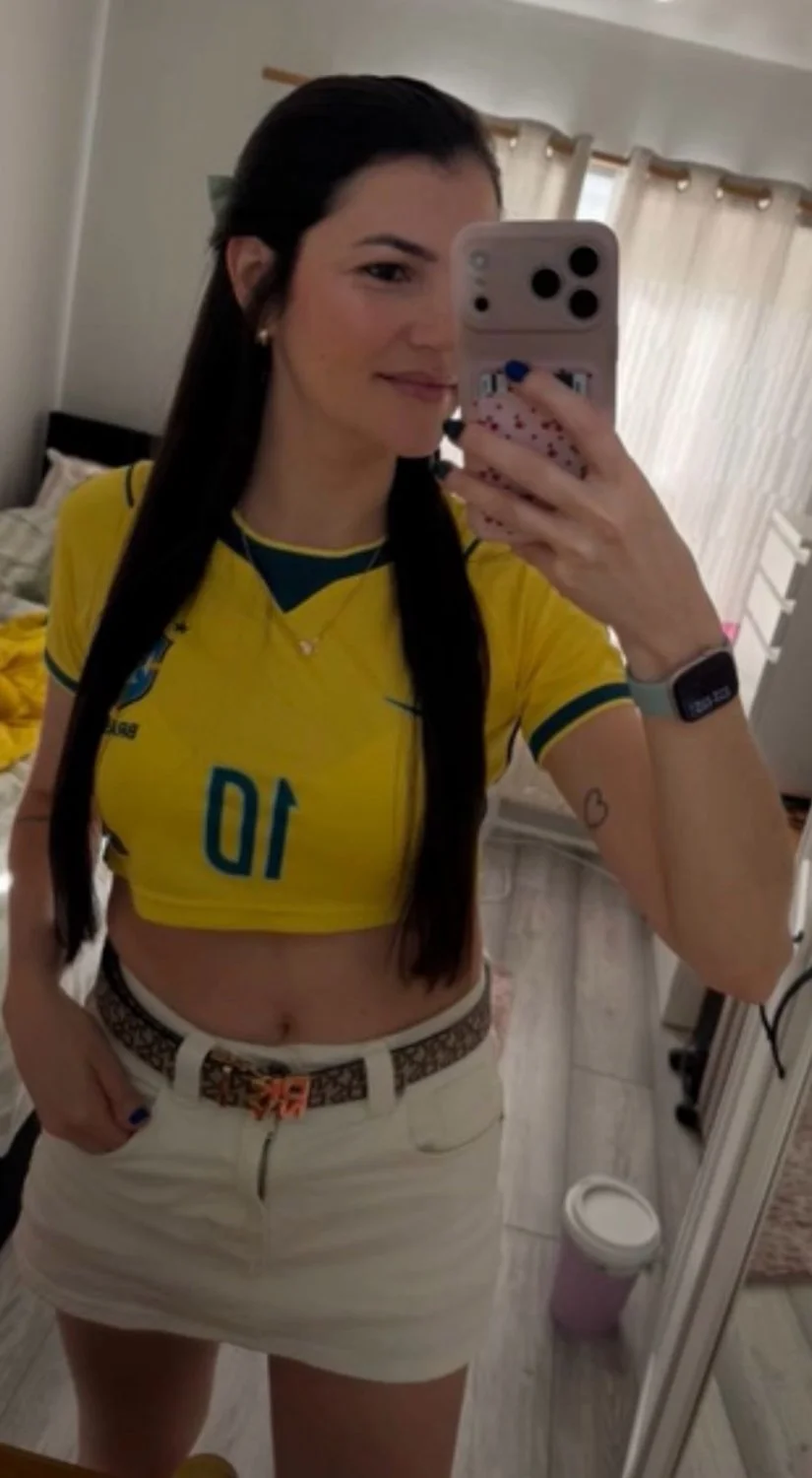 Casada Foi Ver o Jogo do Brasil Com Um Negão - Arquivo Logo Vai Ser Apagado! image 2